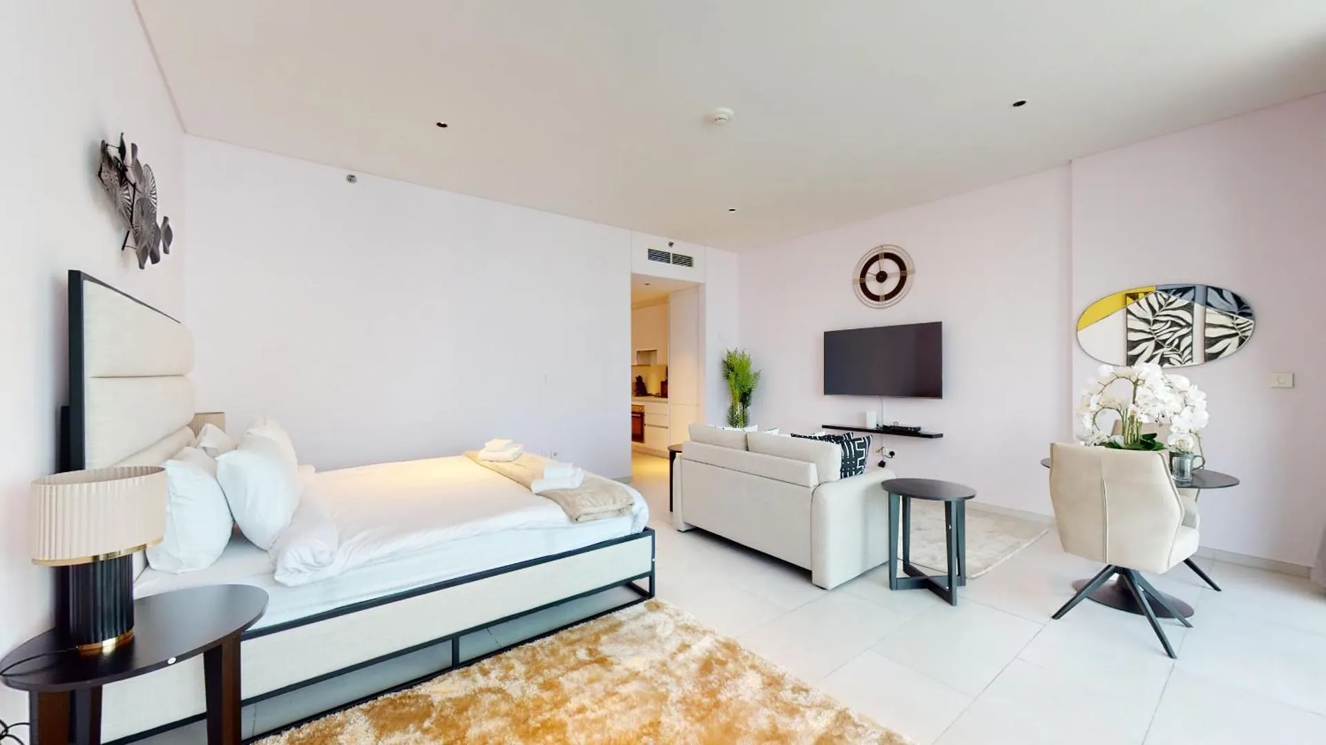 Primestay - Marquise Square Studio In Business Bay Dubai